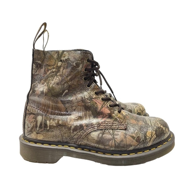 Dr. Martens 1460 Pascal Dad Tate Museum Collection Boots - Picture 1 of 9